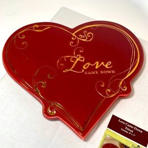 Dayspring Red & Gold Heart Love Came Down Jesus Ceramic Trivet 7" x 8" w Box